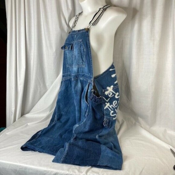 Carters Watch the Wear Levi's Overall Shortalls - Picture 4 of 13